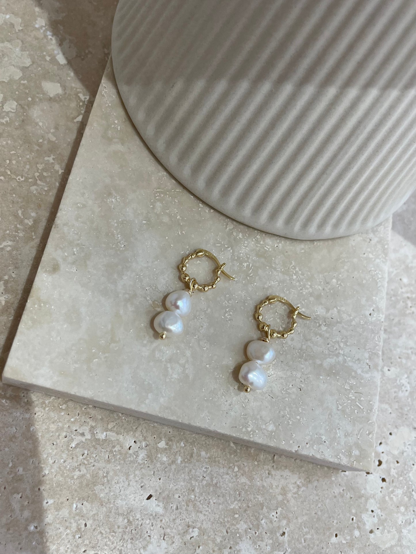 Lulu Pearl Hoops | Gold